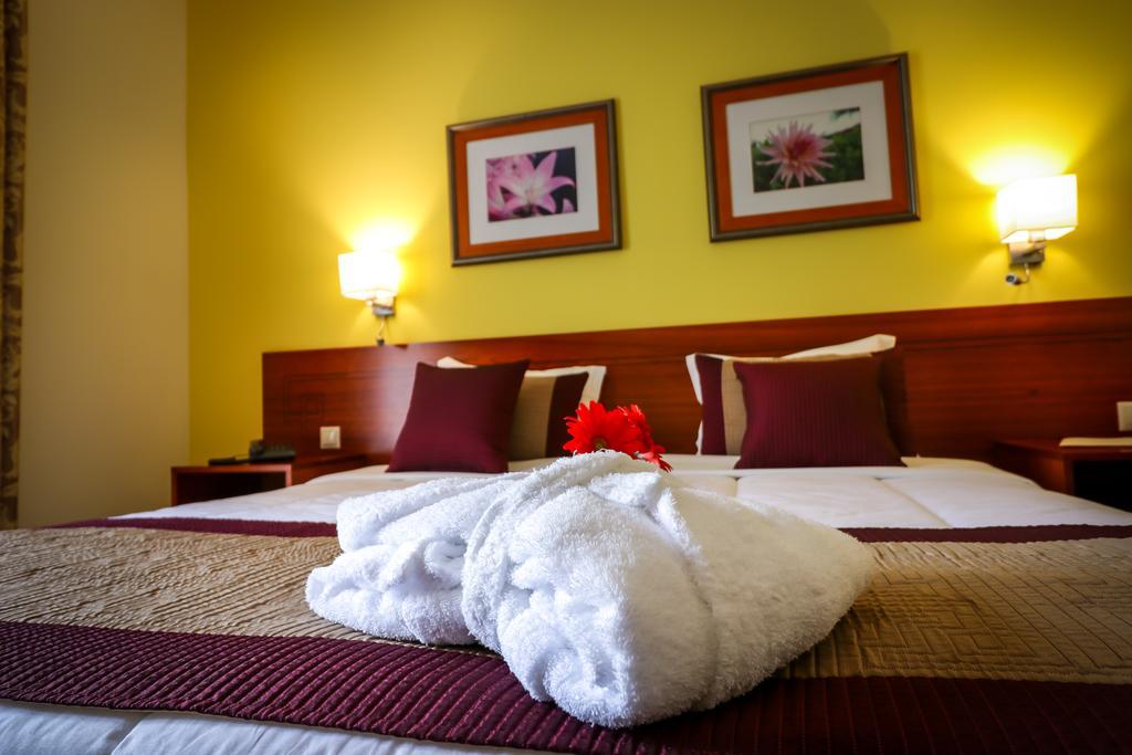 Hotel Camoes Ponta Delgada  Luaran gambar